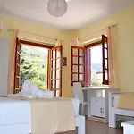 Nocleg ze śniadaniem Le Twins -bed And Breakfast 3*