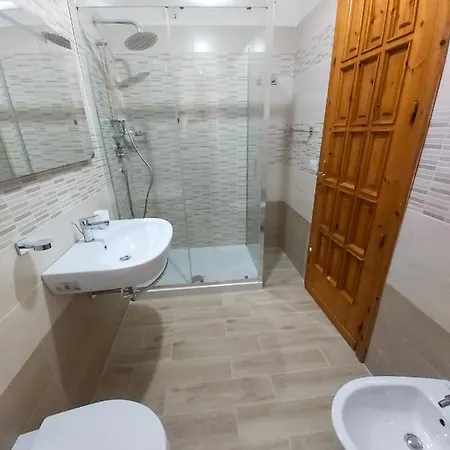 לינה וארוחת בוקר Le Twins -bed And Breakfast