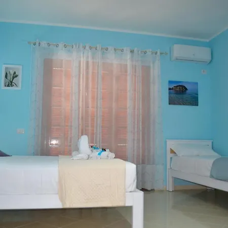 לינה וארוחת בוקר Le Twins -bed And Breakfast 3*