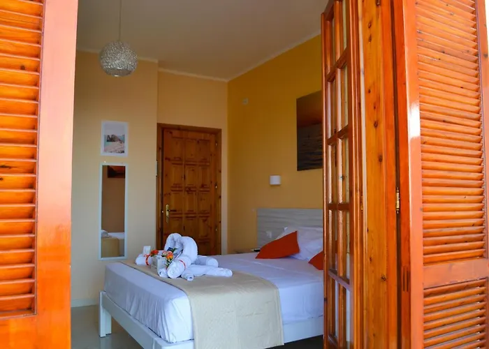 Alojamento de Acomodação e Pequeno-almoço Le Twins -bed And Breakfast 3*