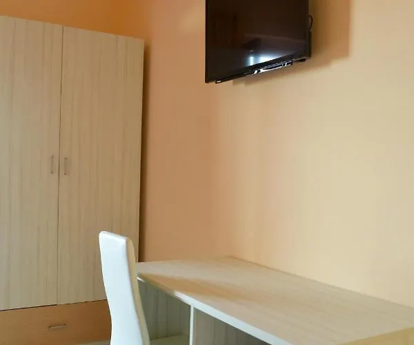 Le Twins -bed And Breakfast Alojamento de Acomodação e Pequeno-almoço 3*