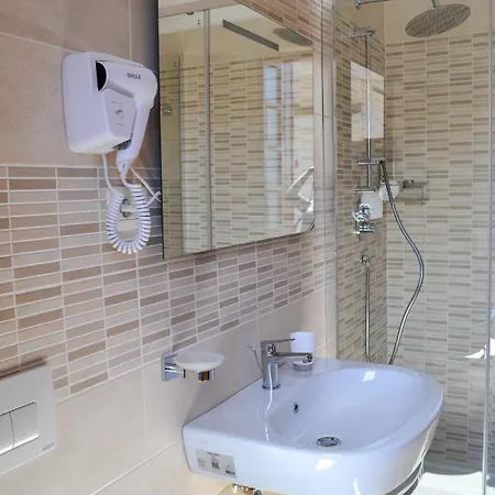 Le Twins -bed And Breakfast 特罗佩阿