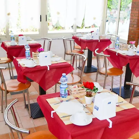 Le Twins -bed And Breakfast 住宿加早餐酒店 3*