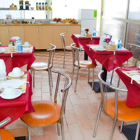 Le Twins -bed And Breakfast Alojamento de Acomodação e Pequeno-almoço Tropea