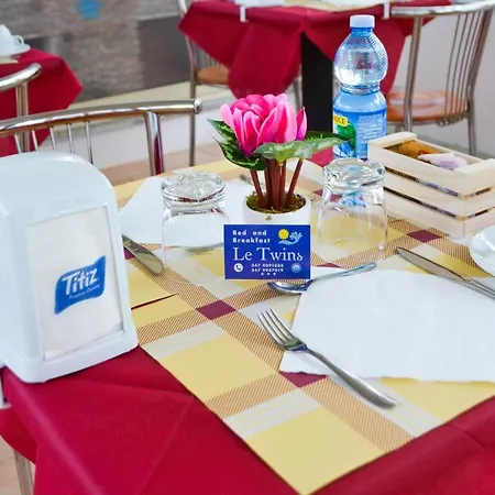 Alojamento de Acomodação e Pequeno-almoço Le Twins -bed And Breakfast *