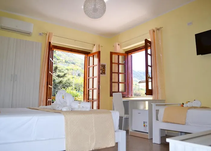 Alojamento de Acomodação e Pequeno-almoço Le Twins -bed And Breakfast 3*